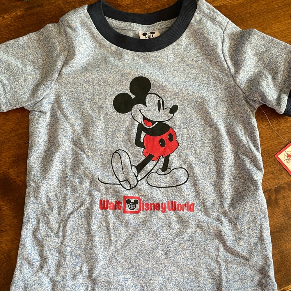 Kid’s Disney tshirt